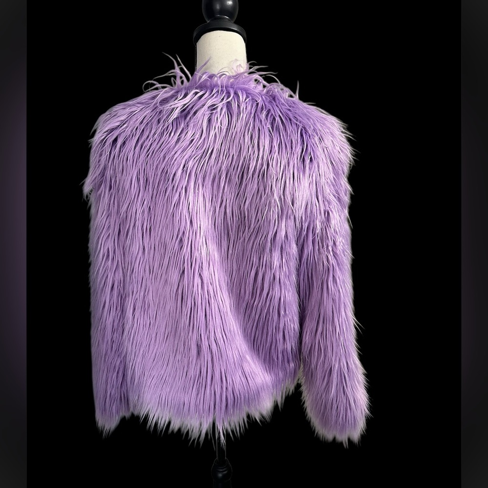 QIYE Faux Fur Teddy Jacket - Picture 2 of 6